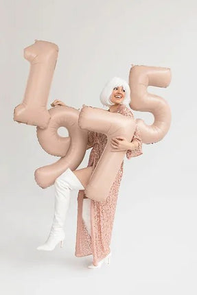 1 Jaar Cijfer Ballon Beige 72cm van Partydeco koop je bij Partywinkel