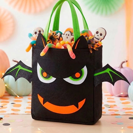 TRICK-OR-TREAT BAT BAG