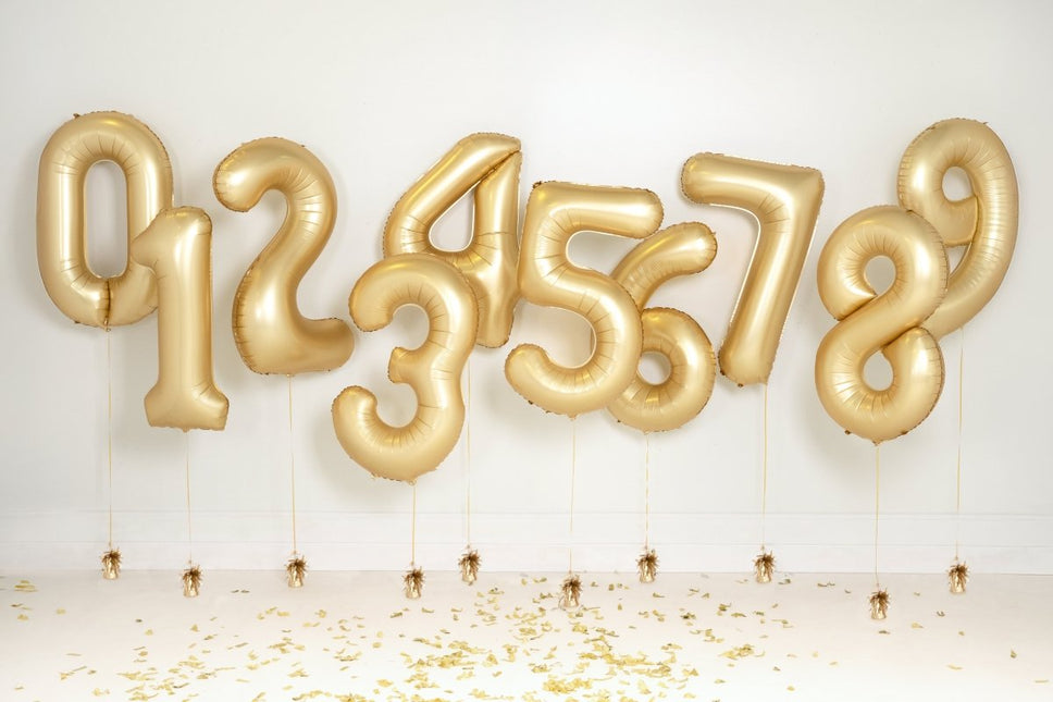 5 Jaar Cijfer Ballon Goud Satijn Folie Leeg 86cm van Partydeco koop je bij Partywinkel