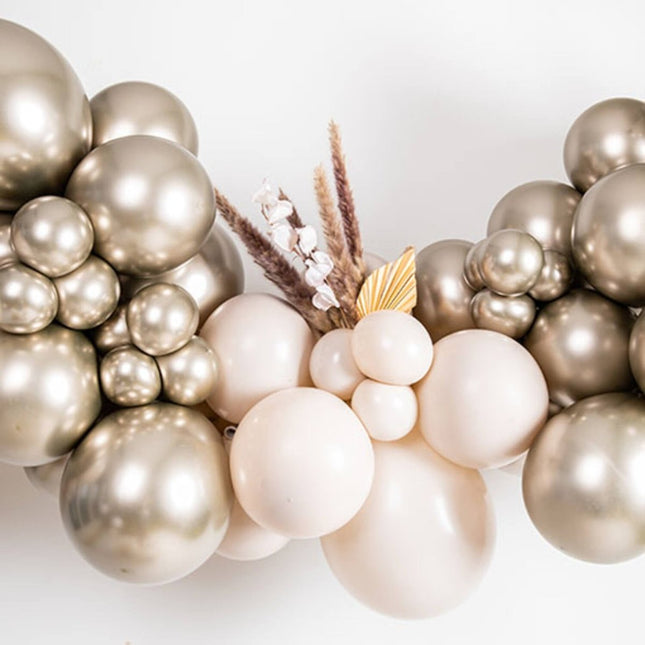Ballonnen Creamy Latte 33cm - 50 stuks van Folat koop je bij Partywinkel