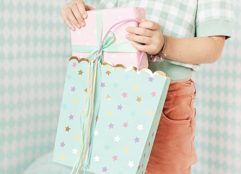 Cadeautasje Sterren 23cm van Partydeco koop je bij Partywinkel