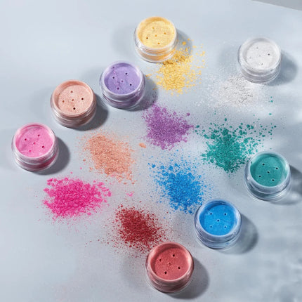 Cosmic Moon Metallic Pigment Shaker Red 5g van Moon Creations koop je bij Partywinkel