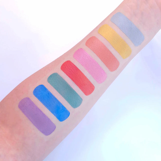 Cosmic Moon Metallic Pro Face Paint Cake Pots Blue 36g van Moon Creations koop je bij Partywinkel