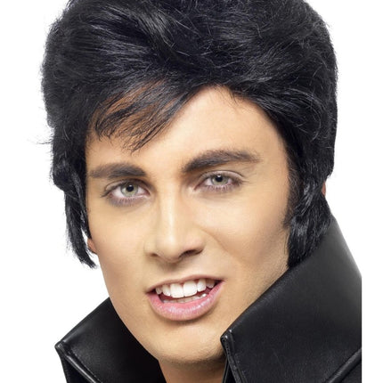 Elvis Pruik, Zwart van Smiffys koop je bij Partywinkel