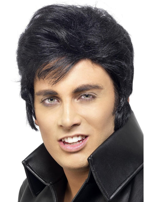 Elvis Pruik, Zwart van Smiffys koop je bij Partywinkel