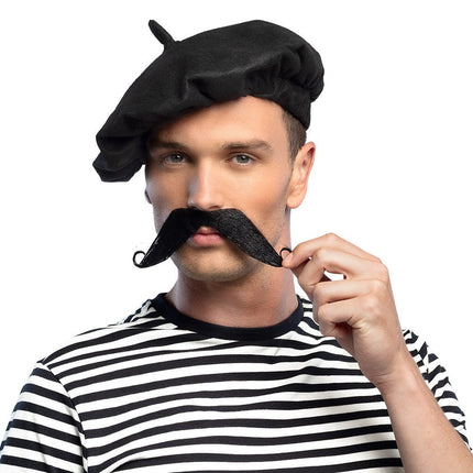 Franse Snor van Boland koop je bij Partywinkel