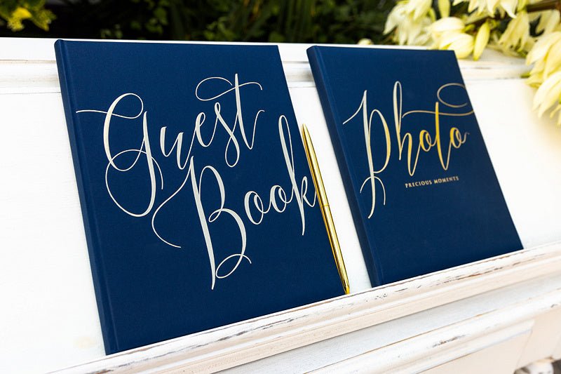 Gastenboek Blauw 24,5cm van Partydeco koop je bij Partywinkel