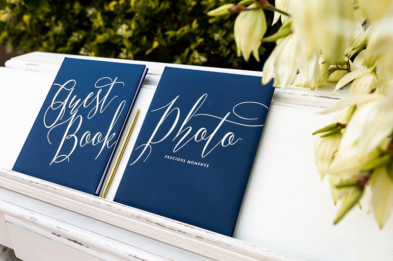 Gastenboek Blauw 24,5cm van Partydeco koop je bij Partywinkel