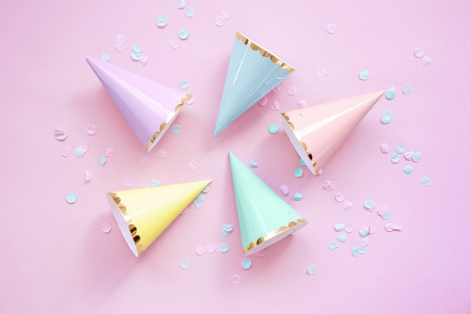 Gekleurde Feesthoedjes Pastel 16cm 6st van Partydeco koop je bij Partywinkel