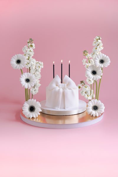 Goud Zwarte Kaarsen 14cm 12st van Partydeco koop je bij Partywinkel