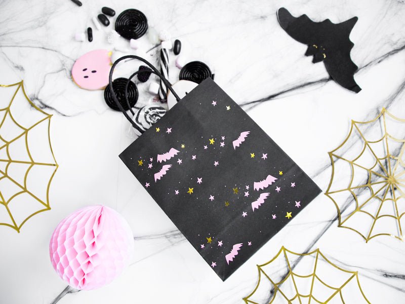 Halloween Zwarte Uitdeeltasjes 18cm van Partydeco koop je bij Partywinkel