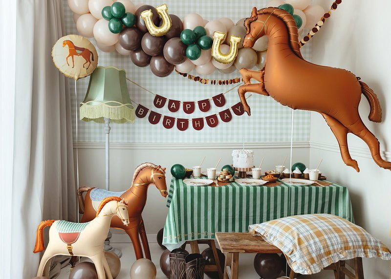 Happy Birthday Letterslinger Zwart Goud 3m van Partydeco koop je bij Partywinkel