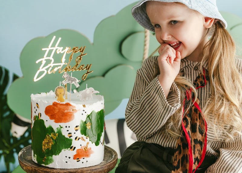 Happy Birthday Taarttopper Goud Acryl 18cm van Partydeco koop je bij Partywinkel