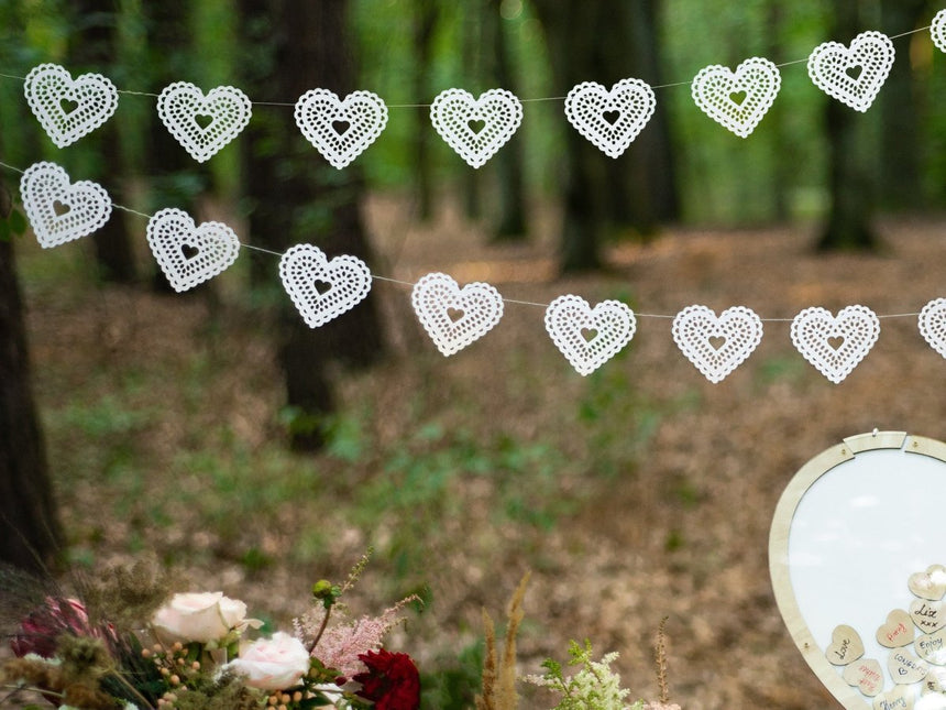 Hartjes Slinger Wit 1,8m van Partydeco koop je bij Partywinkel