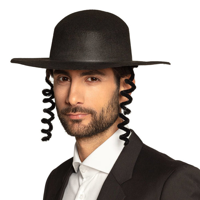 Hoed Rabbi Arnaud van Boland koop je bij Partywinkel