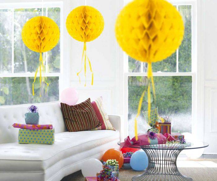 Honeycomb Bal Geel Franje 30cm van Folat koop je bij Partywinkel