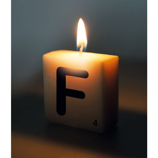 Letter Kaarsje F 4cm van Paper Dreams koop je bij Partywinkel