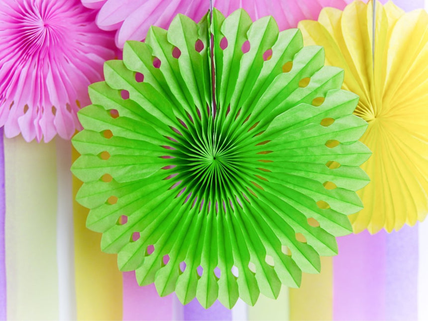 Lichtgroene Papieren Waaiers 20cm 3st van Partydeco koop je bij Partywinkel