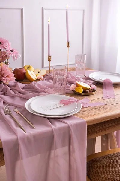 Lila Tafelloper 5m van Partydeco koop je bij Partywinkel
