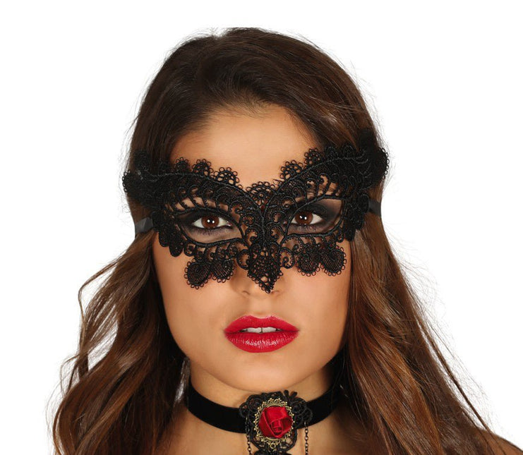 Masker Geborduurd Zwart van Fiestas Guirca koop je bij Partywinkel