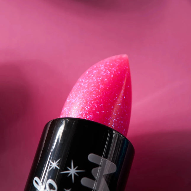 Moon Glitter Iridescent Glitter Lipstick Pink 4.2g van Moon Creations koop je bij Partywinkel