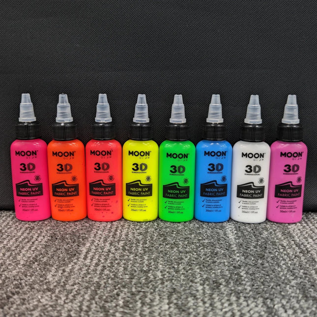 Moon Glow Neon UV Fabric Paint 30ml White 30ml van Moon Creations koop je bij Partywinkel
