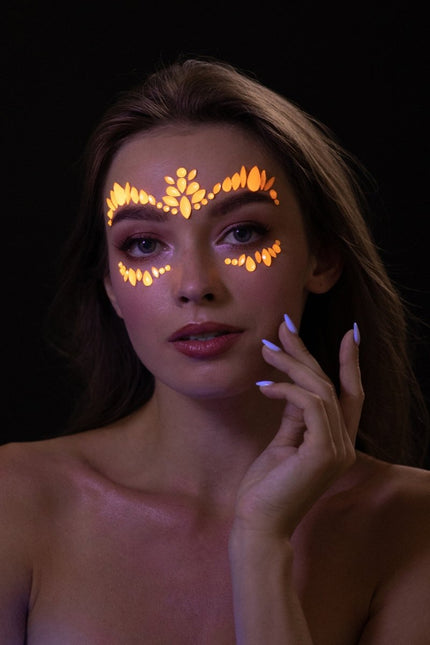 Moon Glow Neon UV Face Jewels Intense Orange van Moon Creations koop je bij Partywinkel