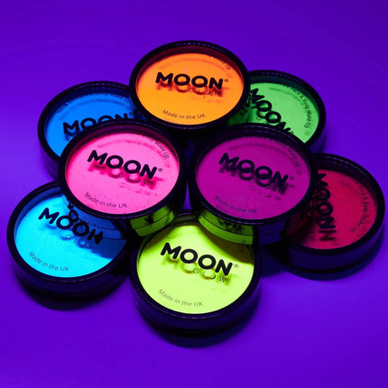 Moon Glow Neon UV Pro Face Paint Cake Pots Intense Purple 36g van Moon Creations koop je bij Partywinkel
