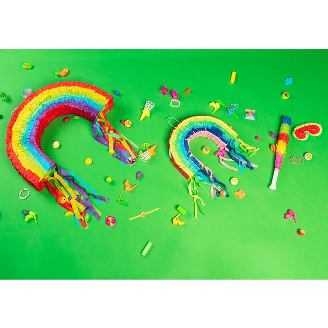 Pinata Regenboog 35cm van Boland koop je bij Partywinkel