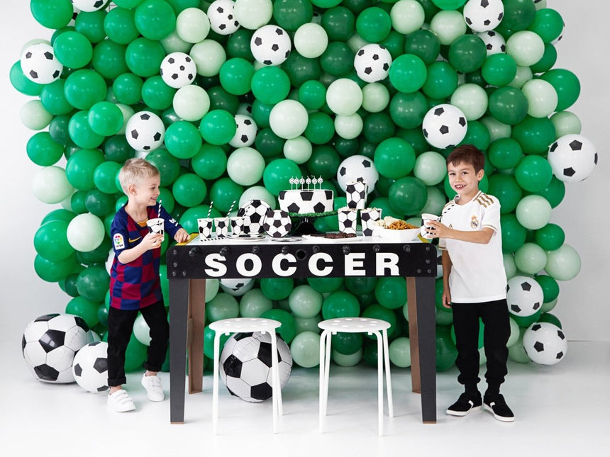 Pinata Voetbal 35cm van Partydeco koop je bij Partywinkel