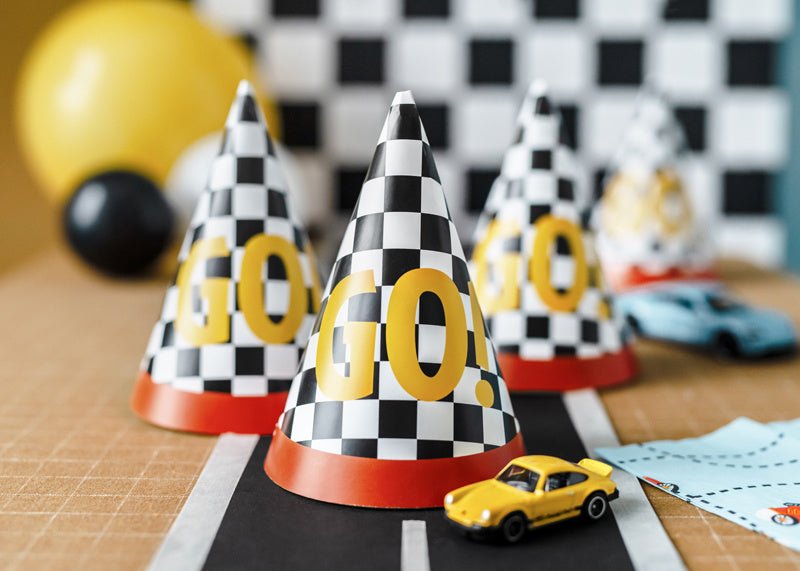 Race Feesthoedjes 16cm 6st van Partydeco koop je bij Partywinkel