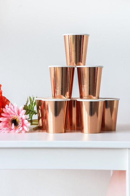 Rose Gouden Bekers Metallic Karton 250ml 8st van Folat koop je bij Partywinkel