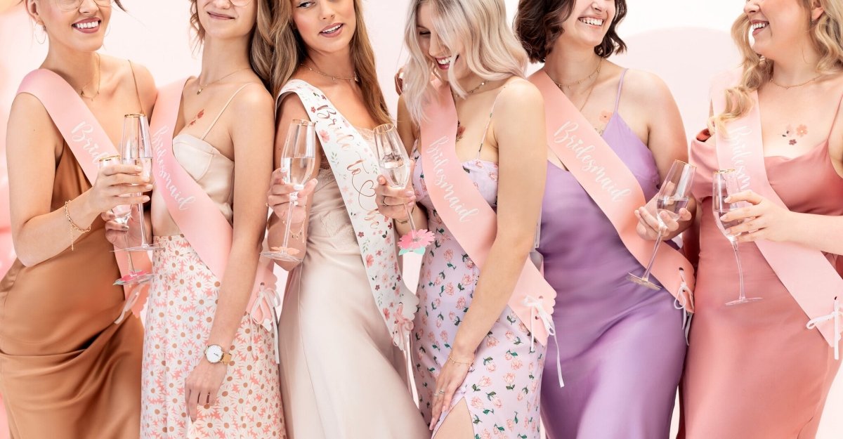 Sjerp Bride To Be 76cm van Partydeco koop je bij Partywinkel