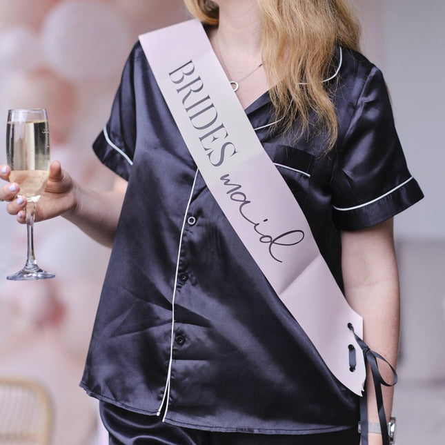 Sjerp Bridesmaid 1m 2st van Ginger Ray koop je bij Partywinkel
