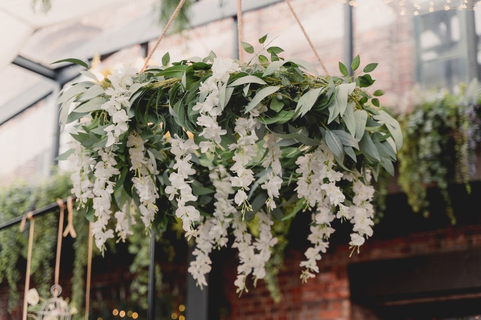 Slinger Wisteria 1,7m van Partydeco koop je bij Partywinkel