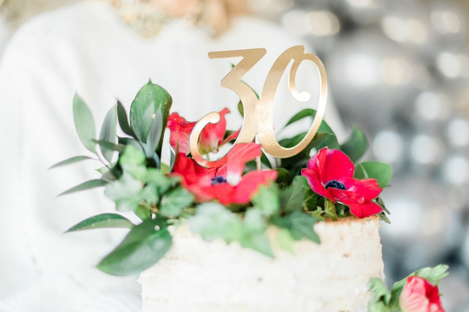 Taarttopper 30 Jaar Goud 20,5cm van Partydeco koop je bij Partywinkel