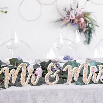 Tafeldecoratie Mr & Mrs 50cm van Partydeco koop je bij Partywinkel