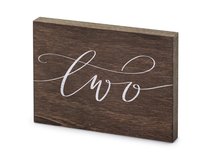 Tafelnummer Two 18cm van Partydeco koop je bij Partywinkel