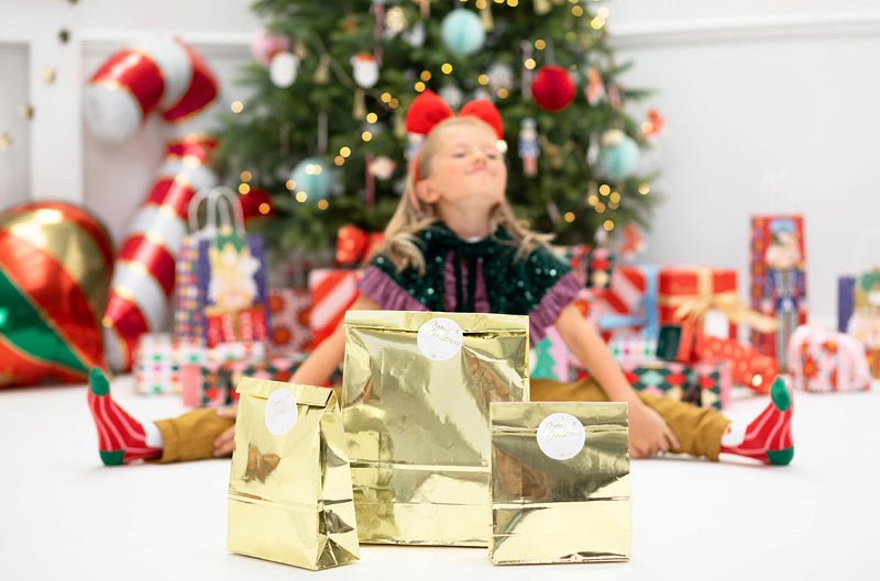 Uitdeelzakjes Goud 38cm 3st van Partydeco koop je bij Partywinkel
