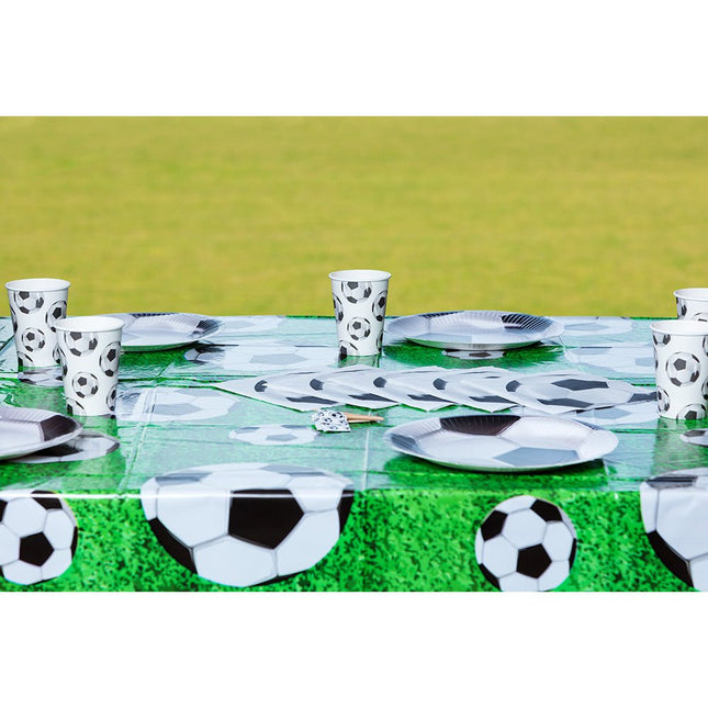 Voetbal Borden Papier 23cm 10st van Boland koop je bij Partywinkel