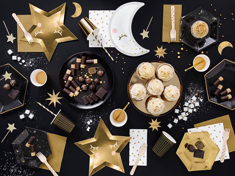 Zwarte Borden Gouden Sterren 20cm 6st van Partydeco koop je bij Partywinkel