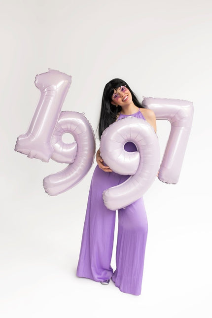 Zwarte Pruik Lang Haar Met Pony van Partydeco koop je bij Partywinkel